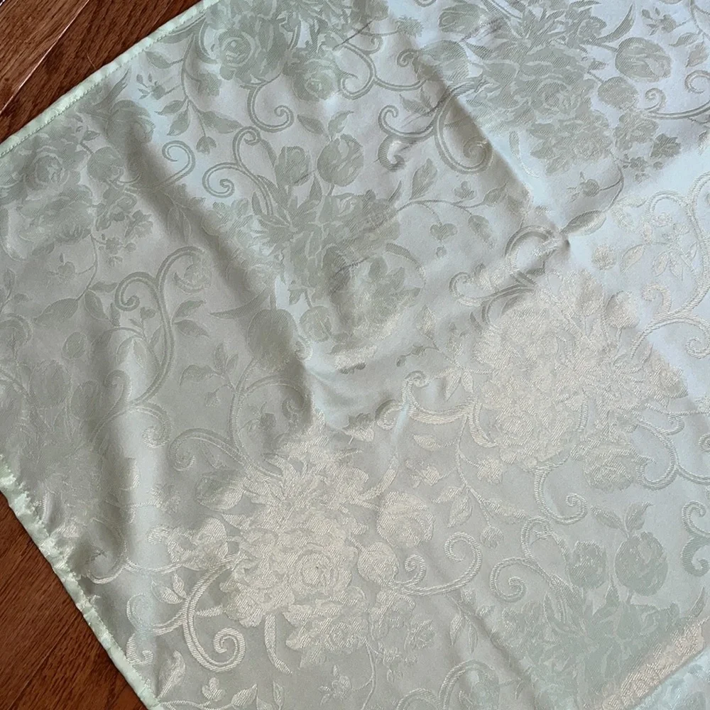 Tablecloth